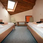 Mladost Hotel 3*