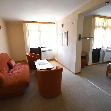 Hotel Mladost