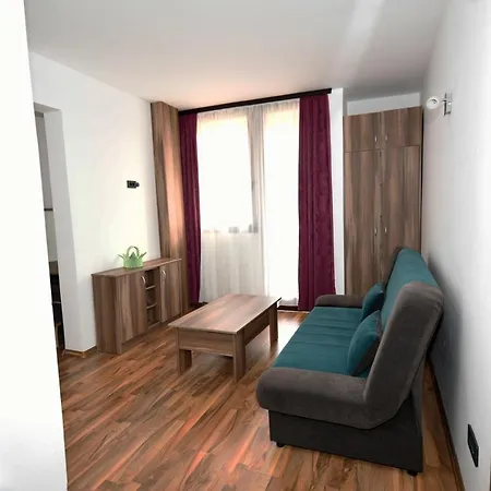 Hotel Mladost 3*