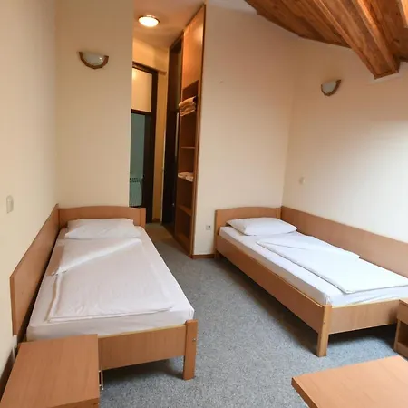 Hotel Mladost Tjentiste