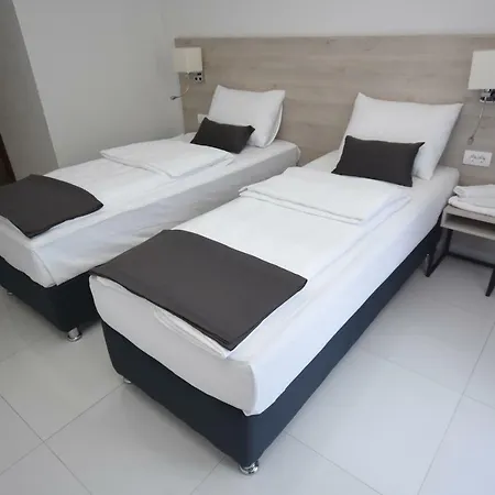 Mladost ホテル ティエンティシュテ