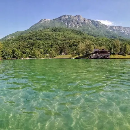 ホテル Mladost 3*